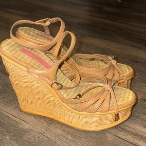 Y2K vintage Betsey Johnson wedge sandals size 7